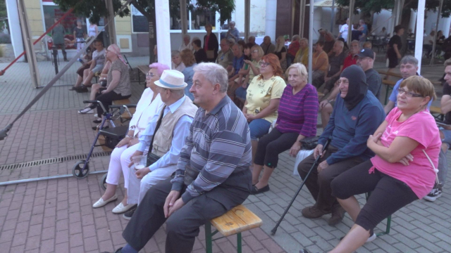 Na námestí v Brezovej vystúpila hudobná skupina Terasa